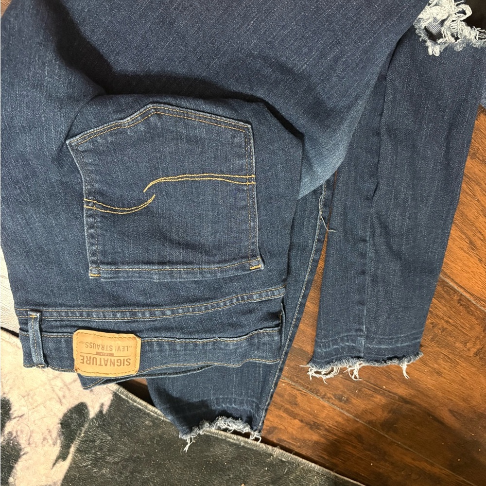 Signature Levi Strauss Blue Jeans